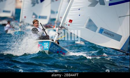 Griechenlands Laserradialseglerin Anna Agrafioti fuhr heute bei den Olympischen Spielen in Weymouth. Stockfoto