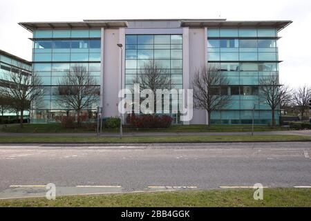 Die Hauptniederlassungen von BrightHouse, die in den Warner Brothers Studios in Watford, Hertfordshire, untergebracht sind, da der Pachtbetreiber bestätigt hat, dass er in die Verwaltung mit mehr als 2.400 Arbeitsplätzen in Gefahr geraten ist. Stockfoto