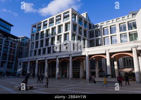 The London Stock Exchange, 10 Paternoster Row, London EC4M 7LS. Das derzeitige Gebäude befindet sich am Paternoster-Platz in der Nähe der St Paul's Cathedral Stockfoto