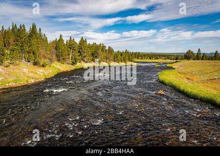 Firehole River im Yellowstone National Park in Wyoming. Stockfoto