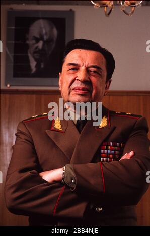 Moskau, UdSSR, August 1990; General Postnikow, Kommandant des KGB-Hochschulkollegs. Stockfoto
