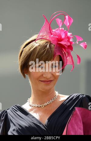 Racegoers im Laufe des fünften Tages des Glorious Goodwood Festivals 2013 auf der Rennbahn Goodwood Stockfoto