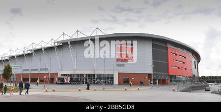 Ein allgemeiner Blick auf das AESSEAL New York Stadium, Heimstadion von Rotherham United Stockfoto