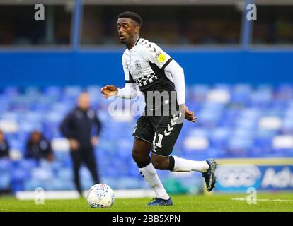 Jordy Hiwula von Coventry City während der Sky Bet League One im St Andrews Stadium. Stockfoto