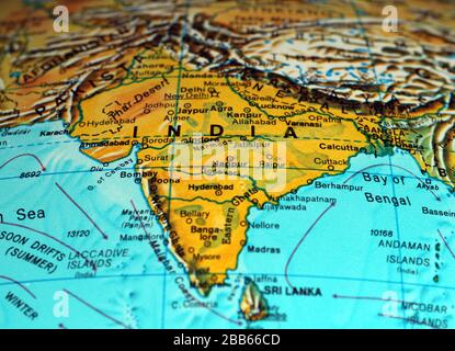 Indien Karte auf altem Atlas Stockfoto