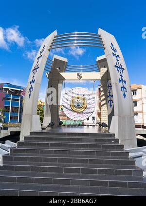 dh Weltfrieden Gong AMBON MALUKU INDONESIA perdamaisches Dunia Denkmal Stockfoto