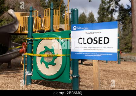 Bellingham, Washington USA - 29. März 2020: Kids Playground wegen Coronavirus Covid-19-Pandemie-Virus und Risiko der Virusübertragung geschlossen Stockfoto