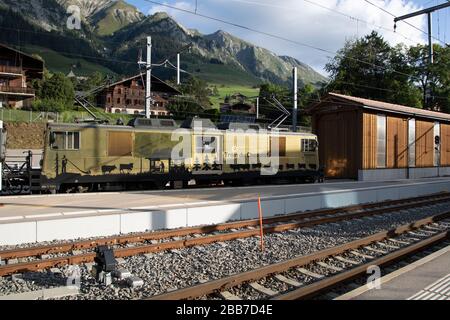 Chocolate Train Bulle, Gruyère im Kanton Freiburg, Schweiz, Europa, 08/09/2019, Chocolate Train Bulle, Train Du Chocolat (Golden Pass Serv Stockfoto