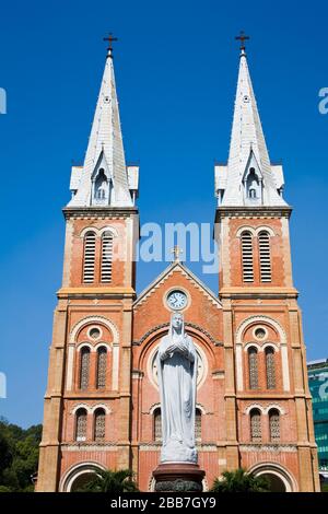 Die Kathedrale Notre Dame, Hoh Chi Minh City (Saigon), Vietnam, Asien Stockfoto