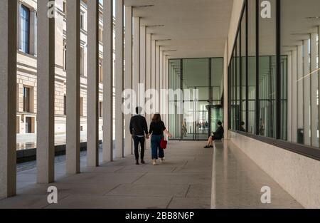 berlin, deutschland, das neu erbaute Besucherzentrum james simon Galerie auf der Museumsinsel in der Hauptstadt Stockfoto