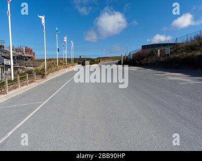 Newquay, Cornwall, Großbritannien, 30. März 2020. Covid 19, eingelassener Strand, Rick Steins, Fistral Beach Bar, The Fish House Fistral Beach Complex, Newquay Cornwal Stockfoto