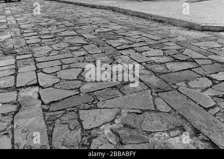 Alte Straße aus Stein, aus der Kolonialzeit, in der historischen Stadt Diamantina Stockfoto