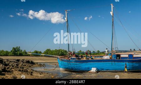 Belo sur Mer Boot und Laggon Stockfoto