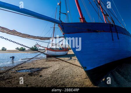 Belo sur Mer Boot und Laggon Stockfoto