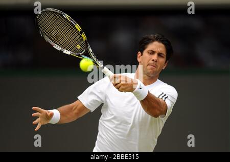 Spaniens Fernando Verdasco im Einsatz gegen Frankreichs Julien Benneteau Stockfoto