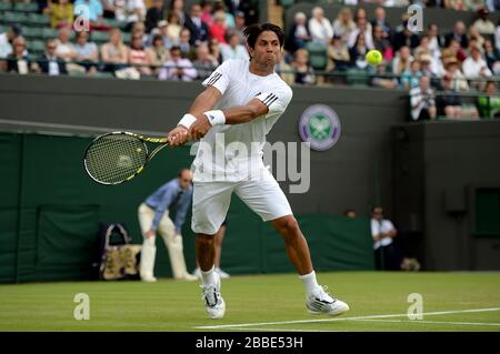 Spaniens Fernando Verdasco im Einsatz gegen Frankreichs Julien Benneteau Stockfoto