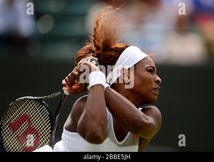 US-Amerikanerin Serena Williams im Einsatz gegen Frankreichs Caroline Garcia Stockfoto