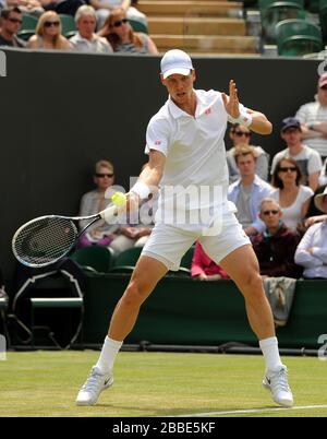 Der tschechische Tomas Berdych in Aktion mit den deutschen Marken Daniel Stockfoto