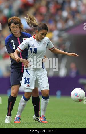 Louisa NECIB aus Frankreich und Mizuho Sakaguchi aus Japan Stockfoto