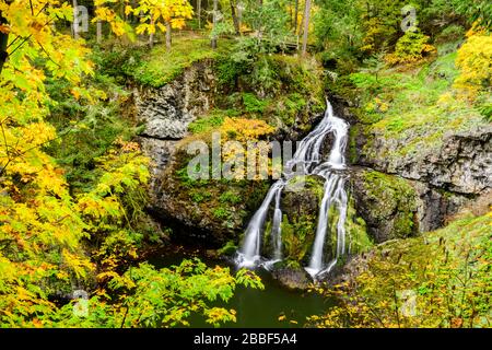 Sitzende Lady Falls in Metchosin bei Victoria, British Columbia. Stockfoto