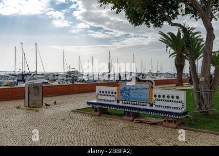 Olhao, Algarve, Portugal - Februar 2020: Jardim Pescador Olhanense Stockfoto