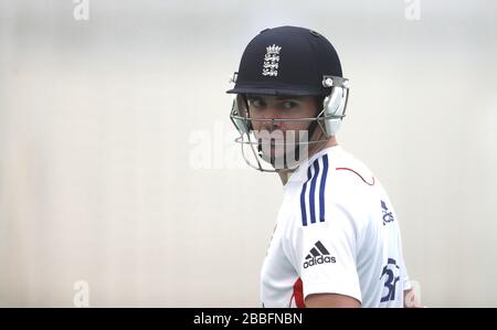 Englands James Anderson während der Sitzung der Hallennetze Stockfoto