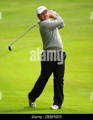 Richard Sterne in Südafrika während des ersten Tages der BMW PGA Championship 2013 im Wentworth Golf Club. Stockfoto