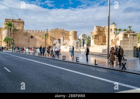 ELCHE, SPANIEN - 29. DEZEMBER 2018: Außenansicht des Archäologischen und historischen Museums Elche, das sich im Altamira-Palast in der Stadt Elche, Al befindet Stockfoto