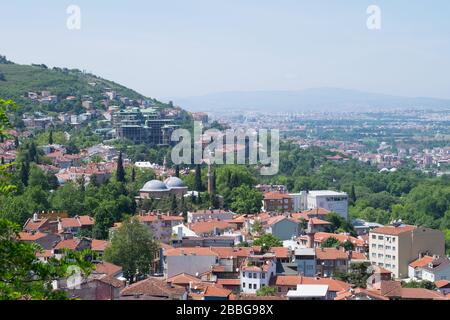 Bursa ist eine der größten Städte in der Türkei, leider ist Stadtplanung und Architektur schrecklich. Es gibt nicht genügend Grünflächen in der Stadt. Stockfoto