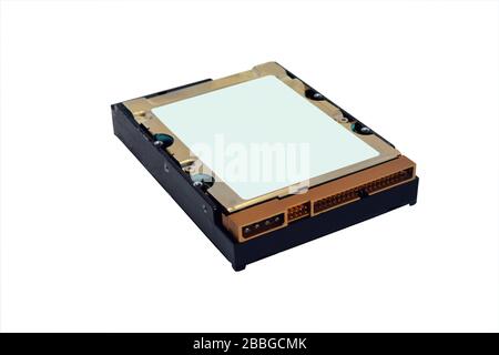 Nahaufnahme der Festplatte des Computers, isoliert auf weißem Hintergrund. Stockfoto
