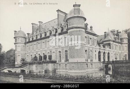 Vintage-Postkarte aus den Jahren 1910-1930er Jahren von der Edition Georges Dath. Im Château de Beloeil, 5. "Le château et la Terrasse", in der Gemeinde gelegen Stockfoto