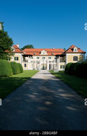 Außenansicht von Schloss Kogl in Oberösterreich, Österreich Stockfoto