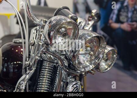 4.800+ Fotos, Bilder und lizenzfreie Bilder zu Motorrad Scheinwerfer -  iStock