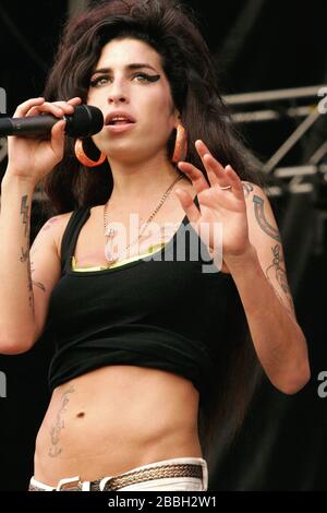 Amy Winehouse trat am 4. August 2007 auf dem Virgin Festival in Baltimore, Maryland auf. Kredit: Scott Weiner / MediaPunch Stockfoto