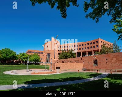 Las Vegas, 30. März 2020 - am Nachmittag sonniger Blick auf das Clark County Government Center Stockfoto