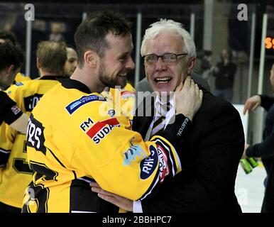 Nottingham Panthers' Marc Levers (links) und General Manager Gary Moran Stockfoto