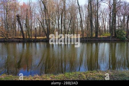 Der Radweg entlang des Delaware-Aritan-Kanals in Princeton, New Jersey Stockfoto