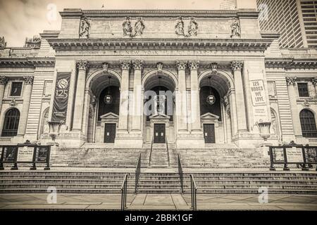 New York City am Sonntag, 22. März 2020. Reg. Andrew Cuomo aus NY ordnete an, dass NY alle nicht notwendigen Unternehmen stilllegte, um die Corona-Virus-Pandemie zu verlangsamen. Stockfoto