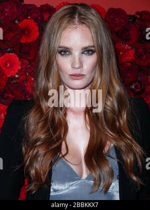 New York City, Vereinigte Staaten. April 2020. (AKTE) Victorias Geheimengel Alexina Graham hospitalisiert mit Coronavirus COVID-19. MANHATTAN, NEW YORK CITY, NEW YORK, USA - 05. SEPTEMBER: Modell Alexina Graham kommt zu Victorias Geheimengel Sara Sampaio veranstaltet die Bombshell Intense Launch Party, die im Paradise Club im Times Square EDITION Hotel am 5. September 2019 in Manhattan, New York City, New York, Vereinigte Staaten abgehalten wird. (Foto von Xavier Collin/Image Press Agency) Credit: Image Press Agency/Alamy Live News Stockfoto