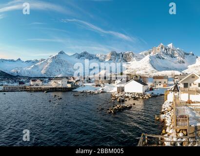 Mefjord Brygge, Senja, Norwegen Stockfoto