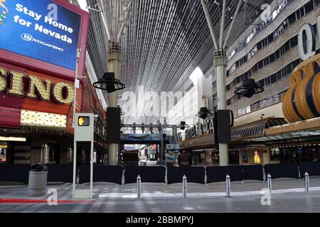 Las Vegas, NV, USA. März 2020. Blick auf die Straßen von Las Vegas während der Coronavirus Pandemie in Las Vegas, Nevada am 31. März 2020. Kredit: Mpi34/Media Punch/Alamy Live News Stockfoto