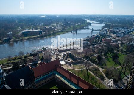 Magdeburg, Deutschland. März 2020. Die Elbe in Magdeburg. Kredit: Klaus-Dietmar Gabbert / dpa-Zentralbild / ZB / dpa / Alamy Live News Stockfoto