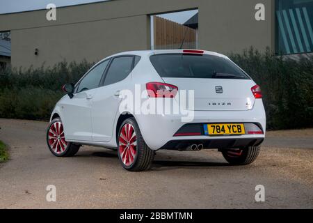2015 SITZ Ibiza Kompaktwagen Stockfoto