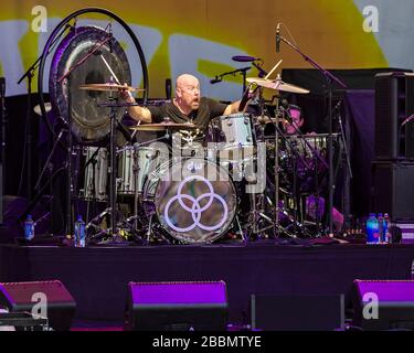 Schlagzeuger Jason Bonham, Sohn des legendären Schlagzeugers John Bonham, tritt am Ascend Amphitheatre in Nashville, TN, auf. Stockfoto