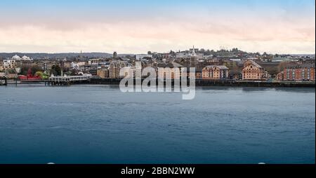 Panoramablick auf Gravesend und die Themse, England, Großbritannien Stockfoto