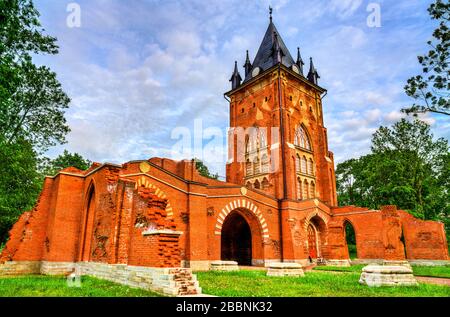 Pavillon der Kapelle im Alexander Park von Puschkin, Russland Stockfoto