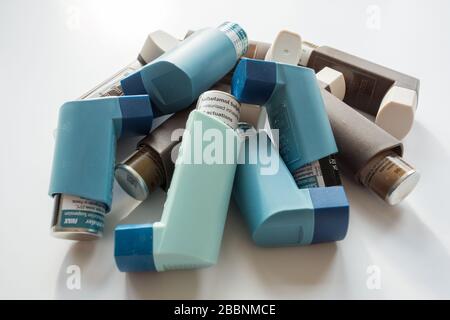 Salbutamol und Beclazone Inhalatoren für die Behandlung von Asthma Sufferers Stockfoto