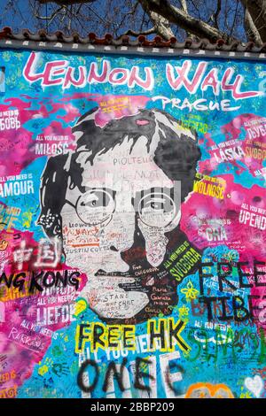 Die John Lennon Wall in Prag in der Zeit von Covid-19 Pandemy, Tschechien Stockfoto