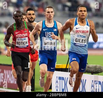 DOHA - KATAR - 29. Sept.: Elliot Giles (GB & NI), Clayton Murphy (USA) und Ferguson Cheruiyot Rotich (KEN), die tagsüber im 800-m-Halbfinale gegeneinander antreten Stockfoto