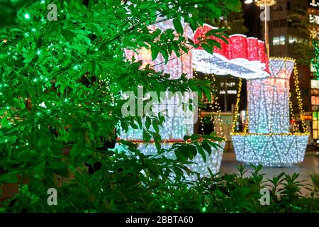 Weihnachtsdekorationen verschiedener Lichter in Tokio Stockfoto